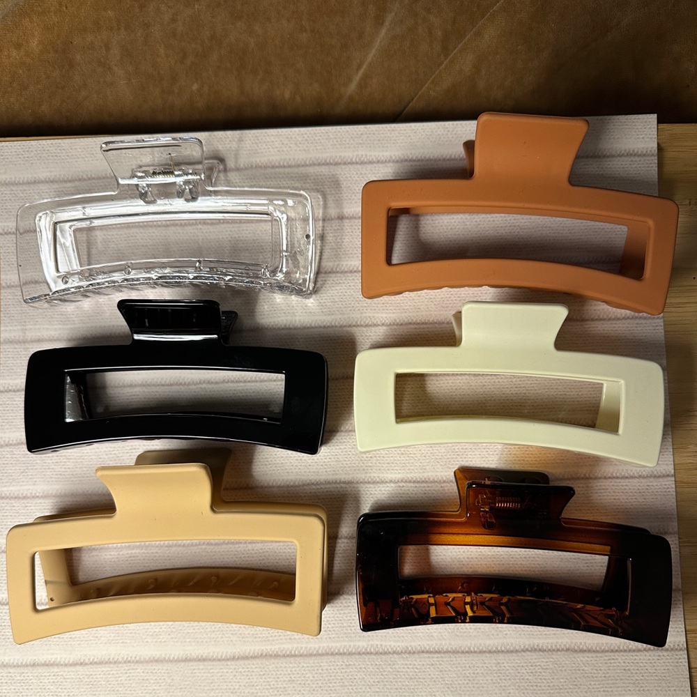 Set of 6 Jumbo Assorted Hair Claw Clips
